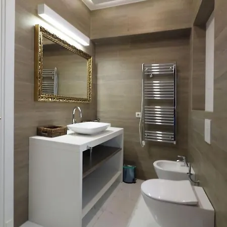 Status-m Franca * Budva